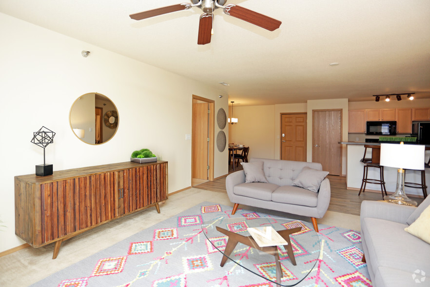 Living Room - Steeplechase Apartments