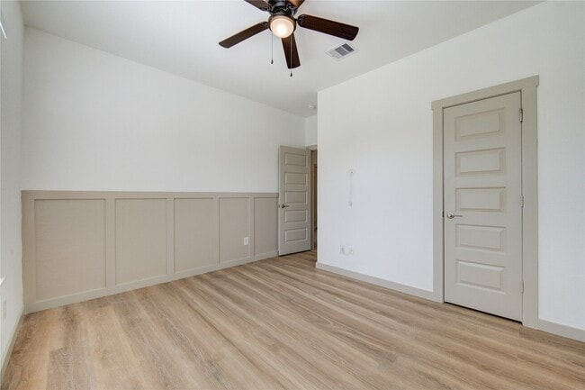 Building Photo - 29631 Ella Larchmont Ct