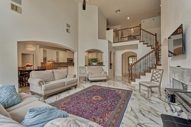 Building Photo - 18 Wyckham Cir