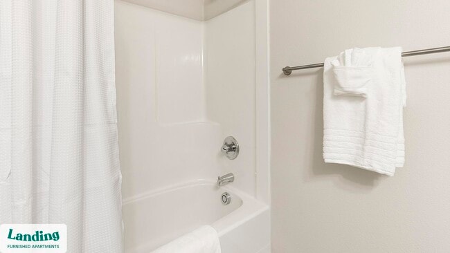 Building Photo - 2145 Molalla Rd