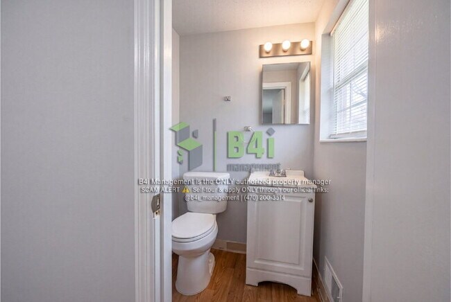 Building Photo - 6331 Garnet Dr