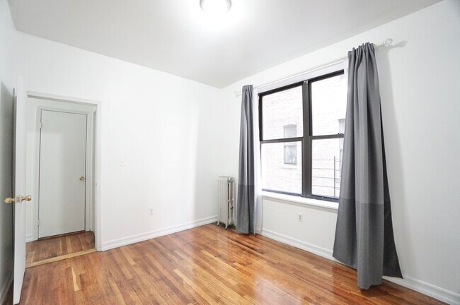Building Photo - 235 W 146th St