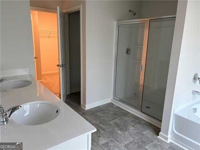 Building Photo - 30 Robinson Ridge