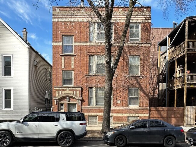 Building Photo - 1406 W Cornelia