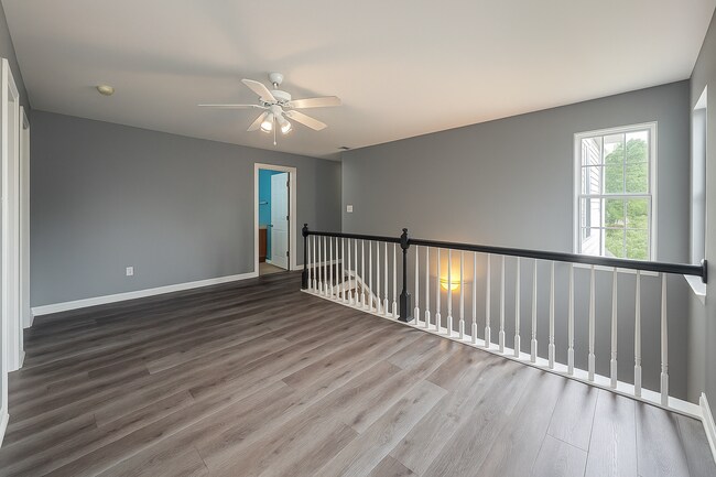 Building Photo - 5119 Silabert Ave