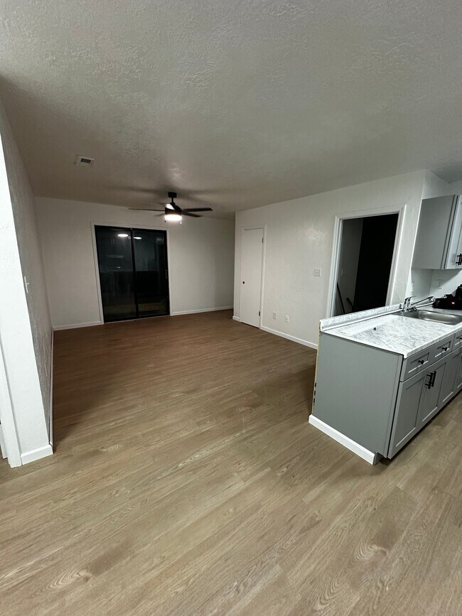 Building Photo - 2405 Antebellum Dr