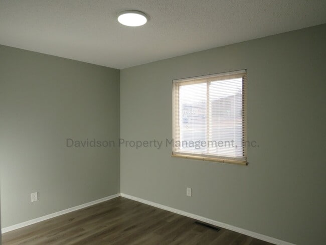 Building Photo - Updated 3-Bedroom Home on the West Side