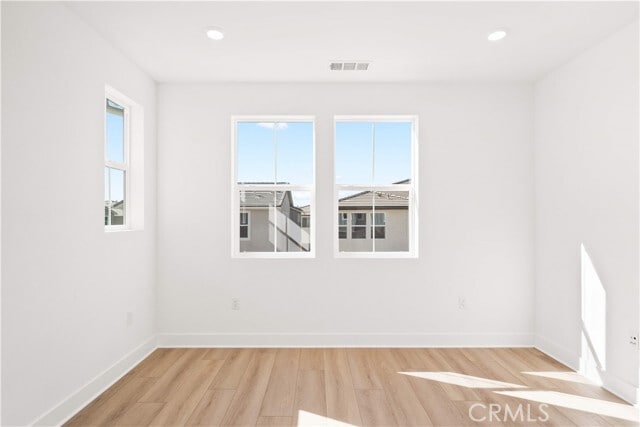 Building Photo - 297 Shoveler