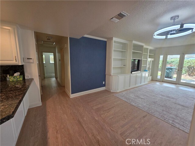 Building Photo - 1568 Ridge St