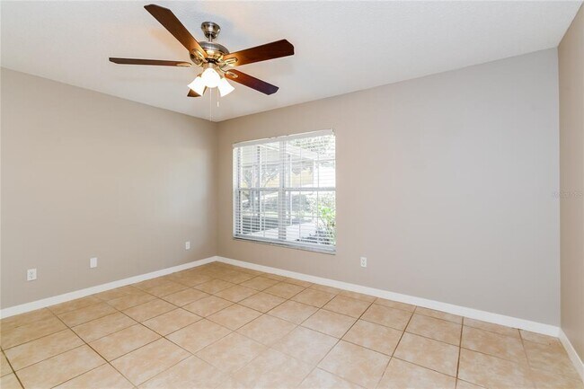 Building Photo - 10624 Lake Ralph Dr