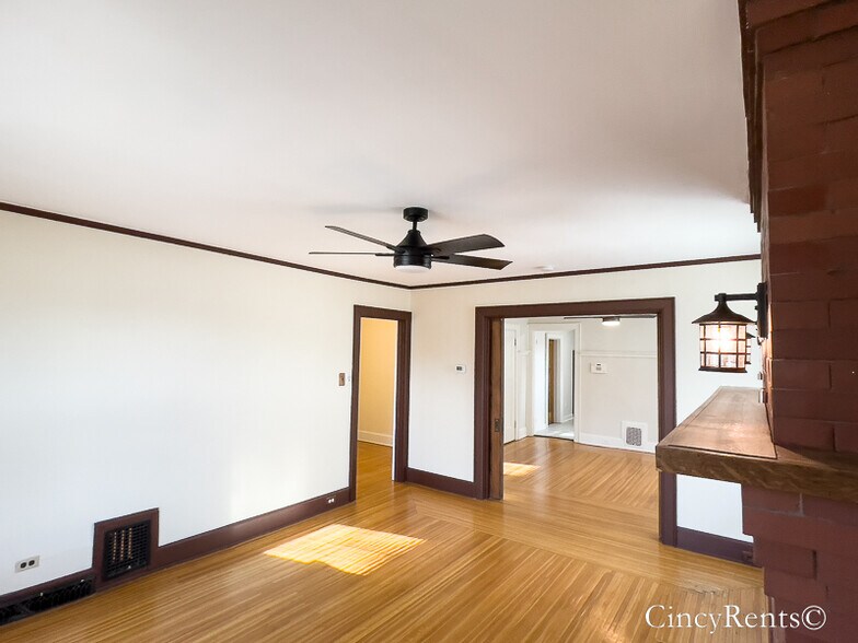 Building Photo - 3538 Burch Ave