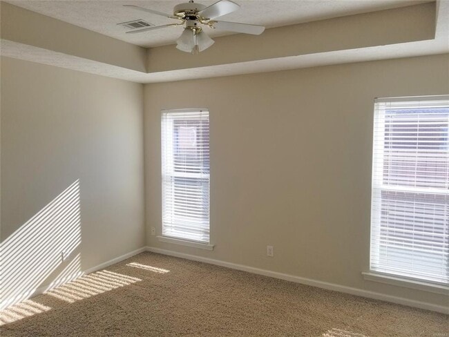 Building Photo - 1100 Stafford Dr