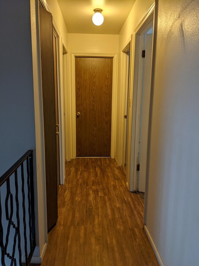 Building Photo - 1728 N 550 W