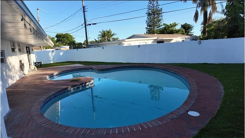 Building Photo - 600 NW 38th Ct