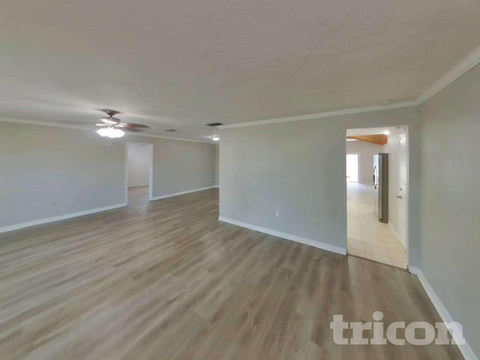 Building Photo - 4720 Palm Aire Cir