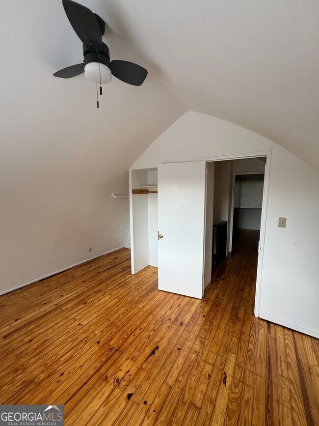 Building Photo - 1453 S Barnett Shoals Rd