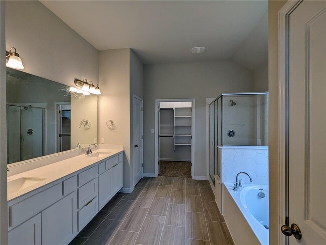 Building Photo - 408 Trailing Lantana Ln