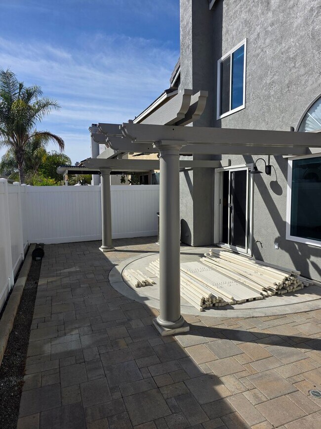 Building Photo - Newly Remodeled Home in South Temecula.