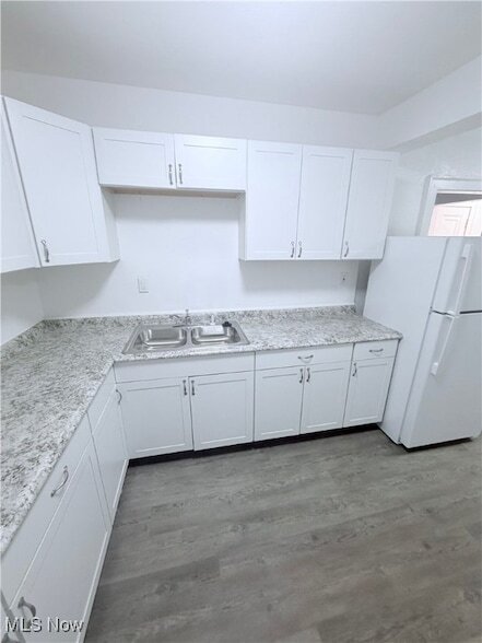 Building Photo - 13671 Euclid Ave