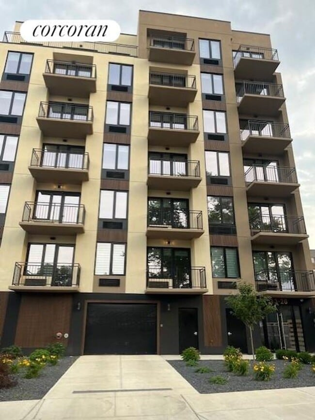 Building Photo - 143-26 84th Rd