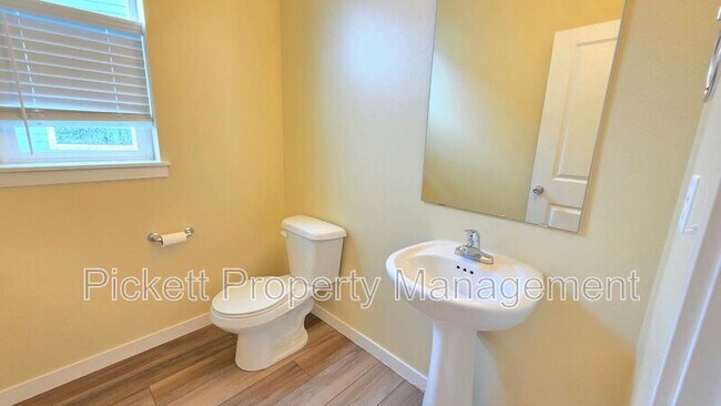 Building Photo - 2467 Schley Blvd