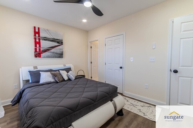 Building Photo - 1516 N Patterson Park Ave