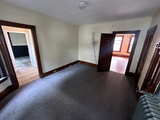 Building Photo - 81-83 Grant Street