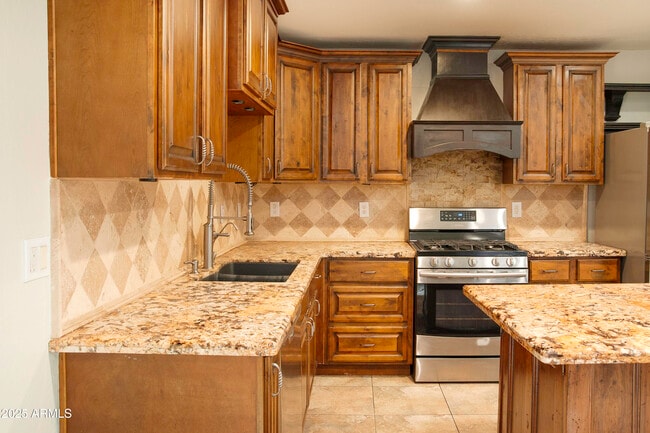 Building Photo - 42275 W Calle St