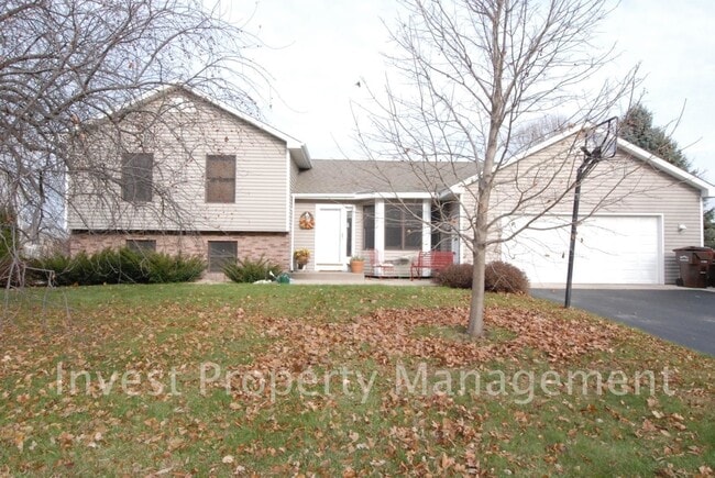 Building Photo - 21704 Rouillard Blvd