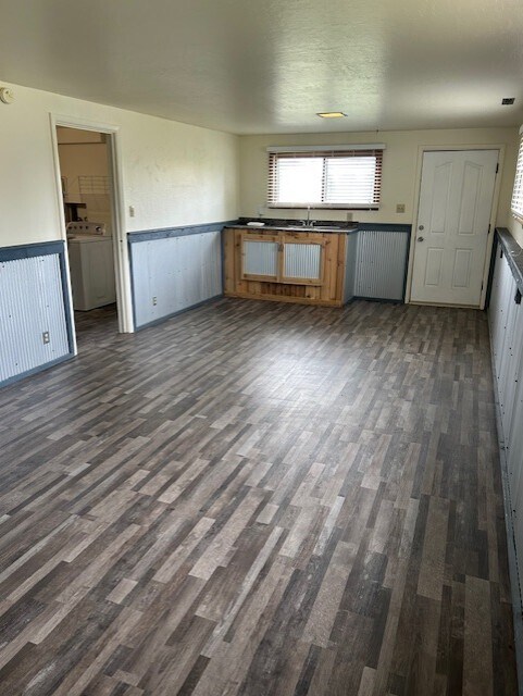 Building Photo - 127 Tam Oshanter Rd