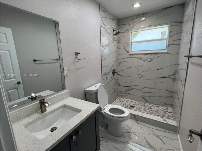 Building Photo - 2837 NW 8th St