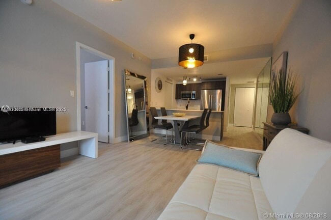 Building Photo - 488 NE 18th St