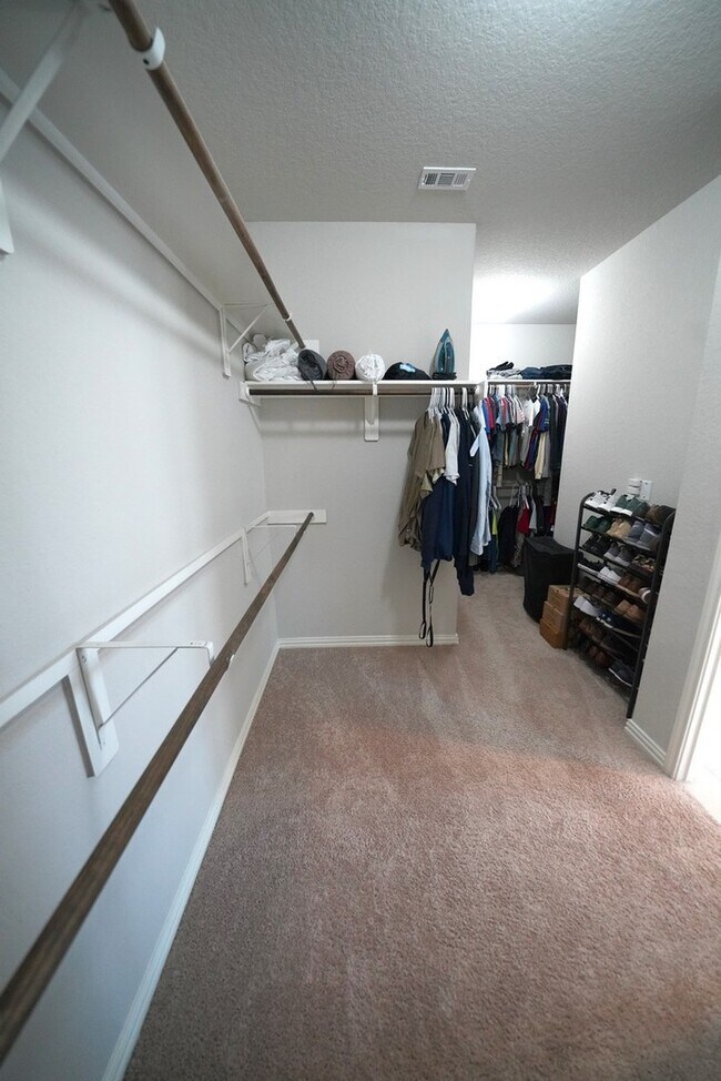 Building Photo - Immaculate First Time Rental in Potranco Run!