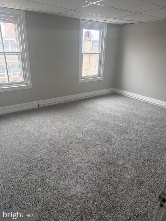 Building Photo - 518 Chain St