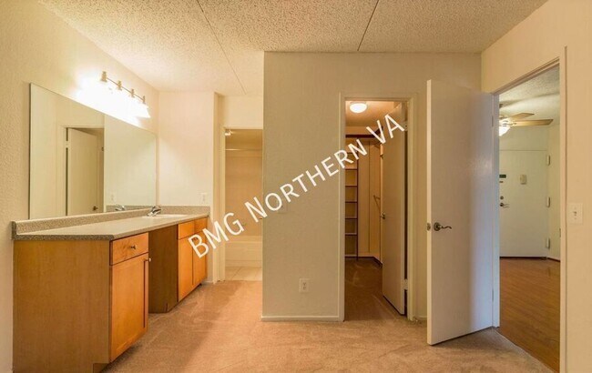 Building Photo - 60 S Van Dorn St