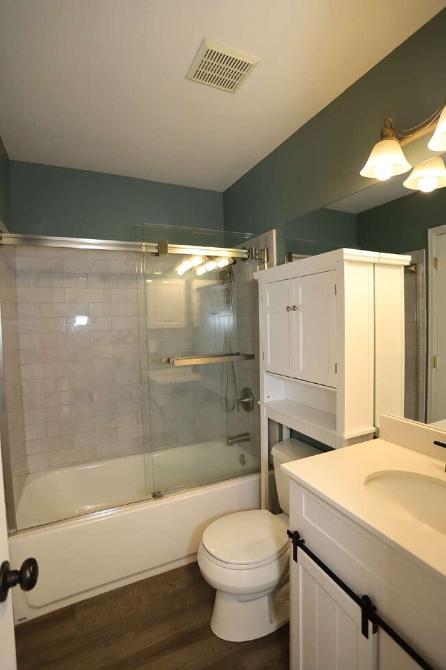 Building Photo - Spacious 4-Bedroom Home with Open Concept Living, Mountain Views & Fenced Yard