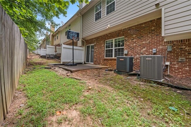 Building Photo - 350 Creek Manor Way