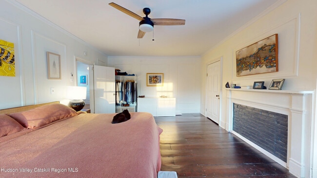 Building Photo - 34 Ely St