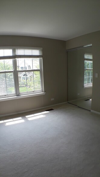 Building Photo - 2817 Adams Ct