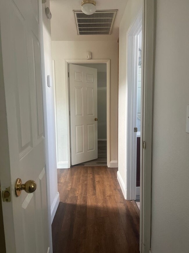 Building Photo - This rental won't last long. Don't miss ou...