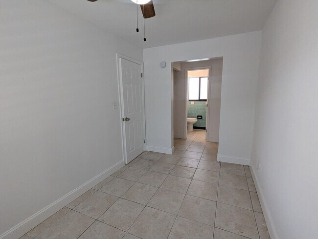 Building Photo - 2238 Fillmore St