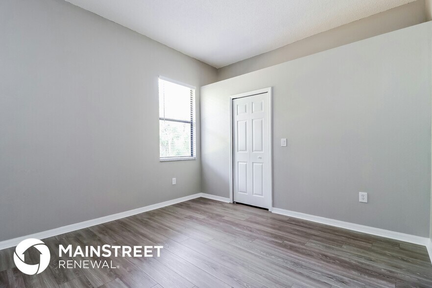 Building Photo - 7480 Aloe Dr