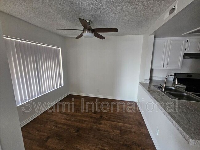 Building Photo - 926 Wilmington Blvd