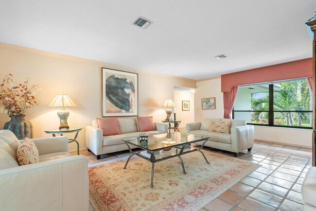 Building Photo - 3843 N Quail Ridge Dr