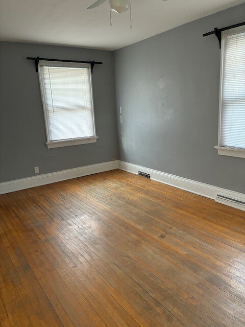 Building Photo - 1046 E Gorham St