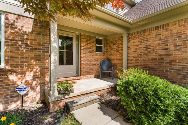 Building Photo - 4141 Crystal Creek Dr
