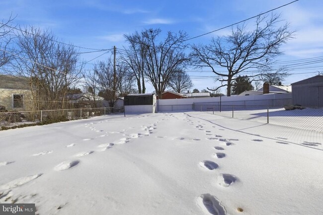 Building Photo - 444 Carrollton Dr