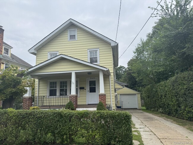 Building Photo - 22 Irma Ave