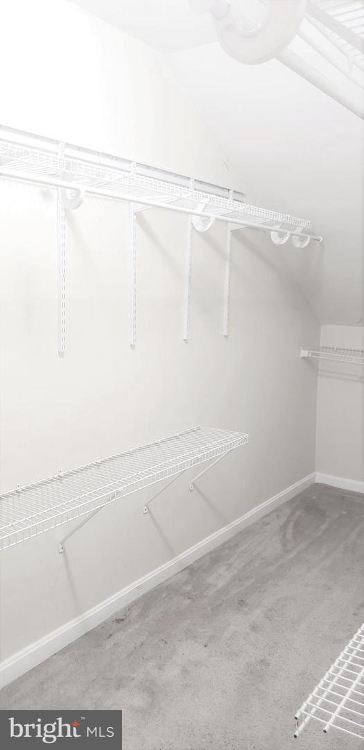 Building Photo - 8709 Spring Brook Way