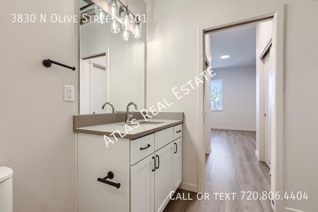 Building Photo - 3830 N Olive Street